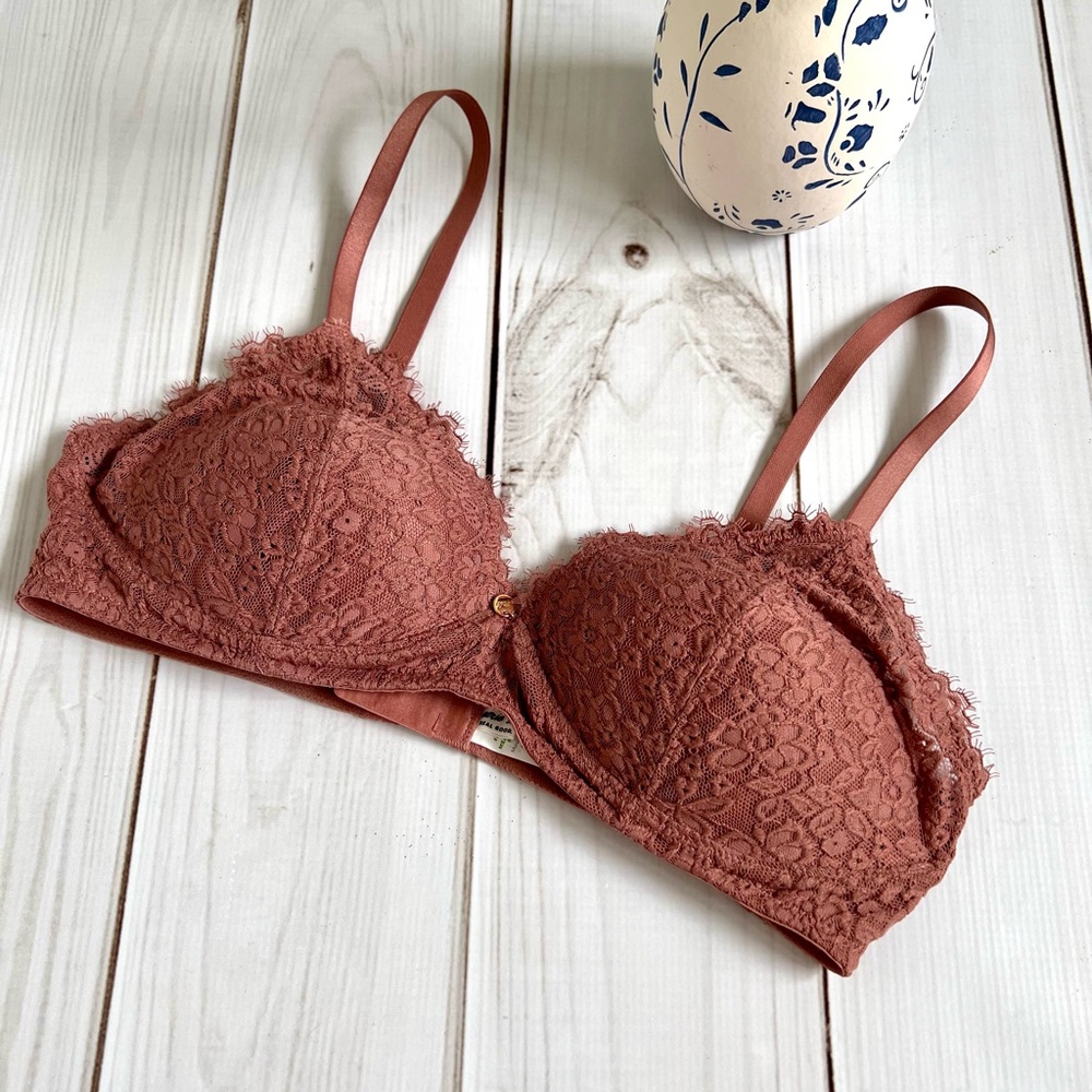 Aerie Wireless Women's Bra in Rust